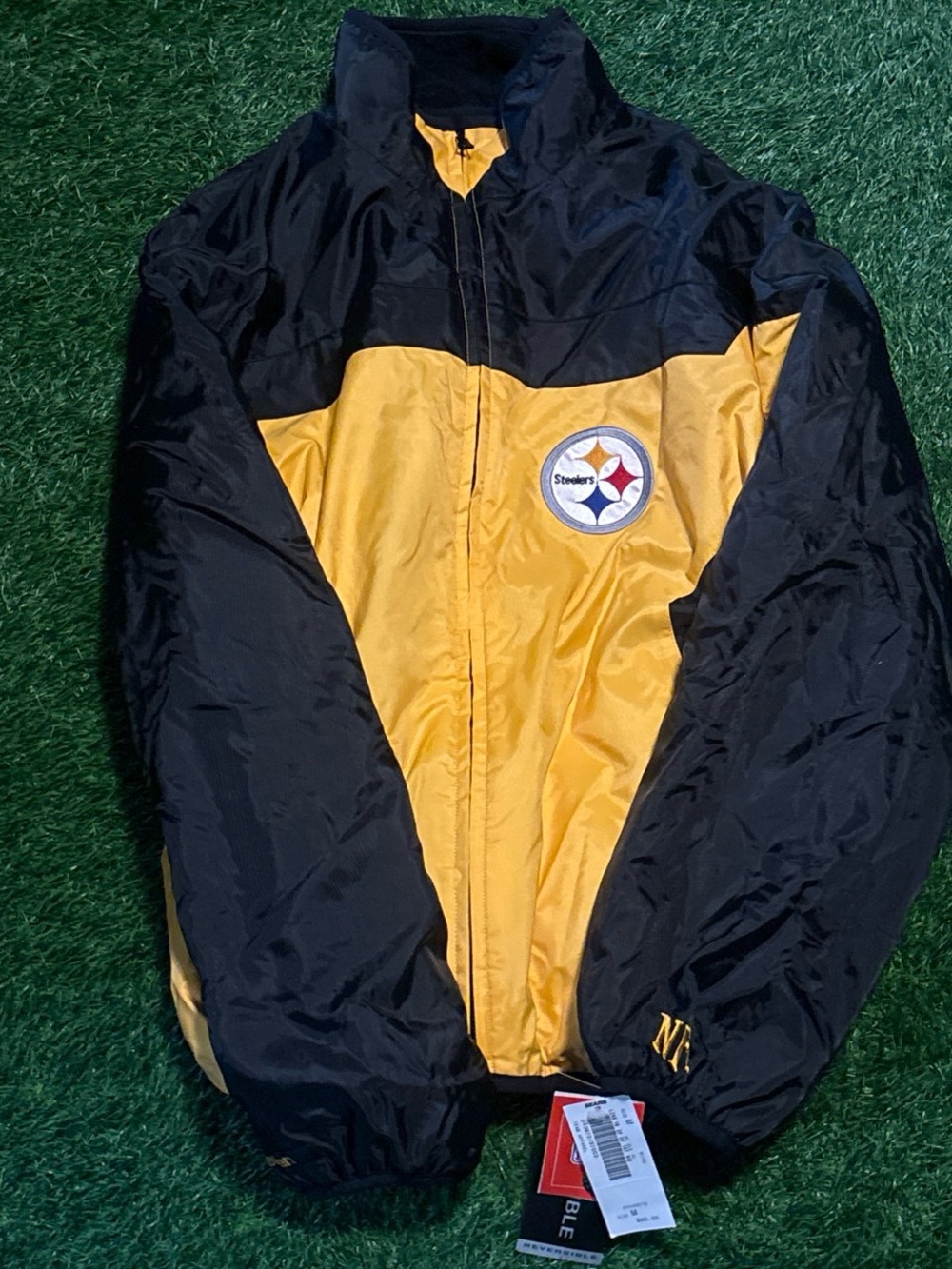 NWT NFL Pittsburgh Steelers Black & Yellow Men's Windbreaker Jacket M